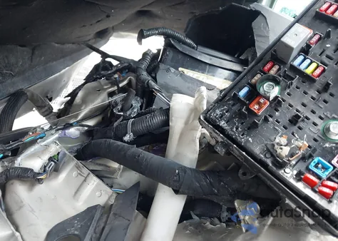 2013 Buick Lacrosse Leather Group из США, поврежденный, VIN 1G4GC5ER8DF215098